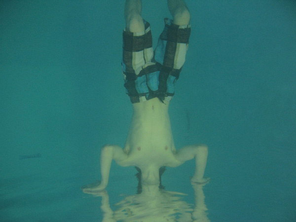 underwater handstand with no head