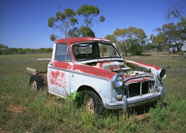 rusty car